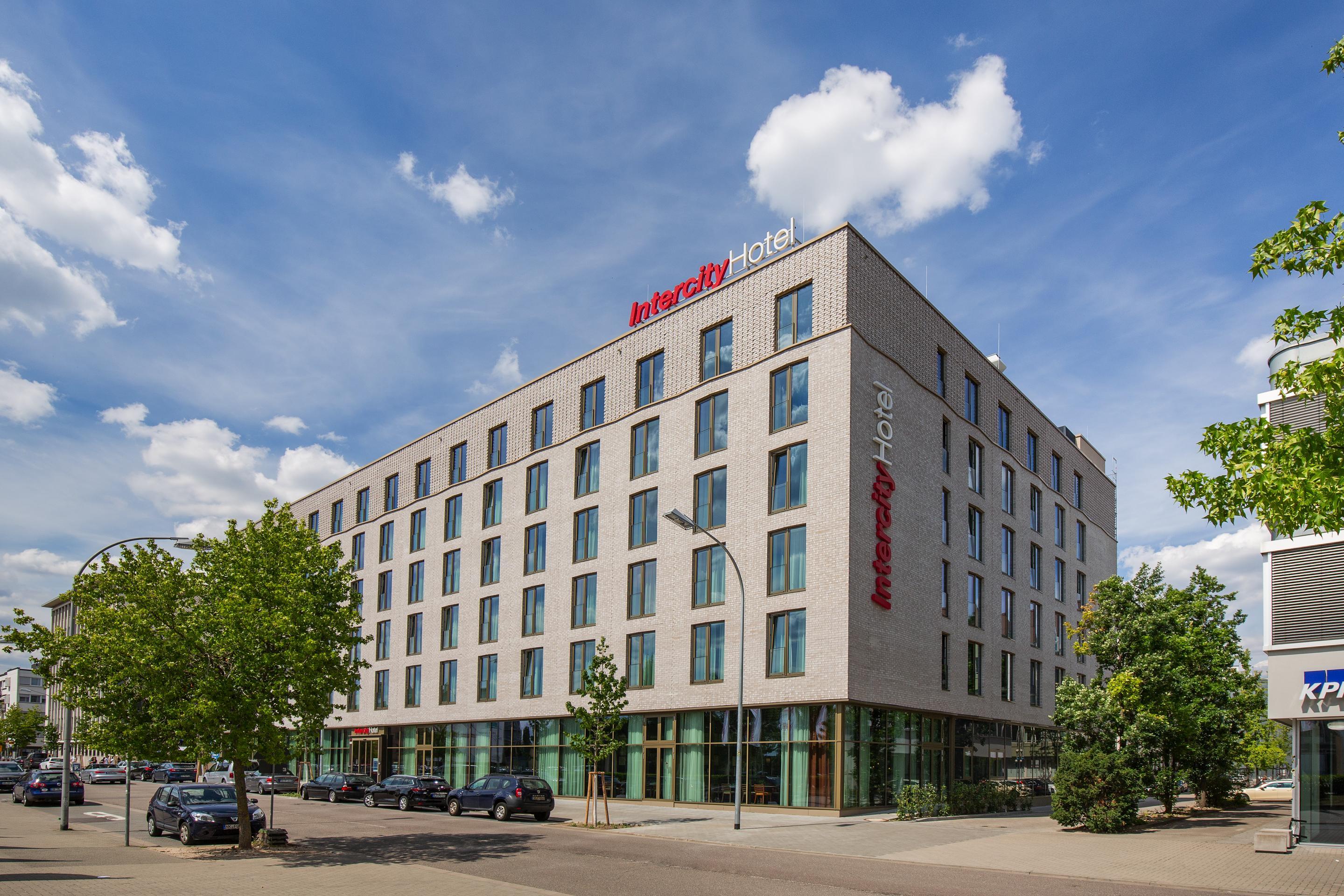 Intercityhotel Saarbrucken Bagian luar foto